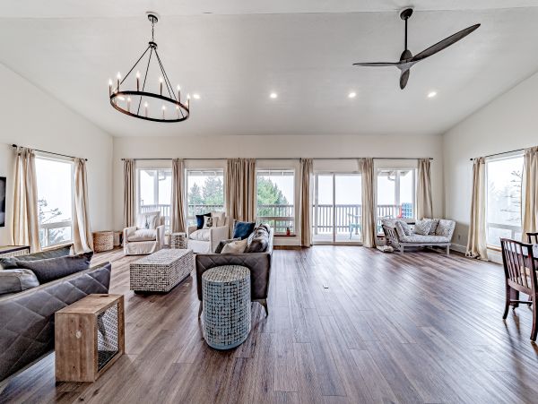 Mendocino Home 1027133