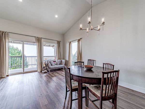Mendocino Home 1027133