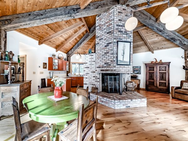 Mendocino Home 1027134