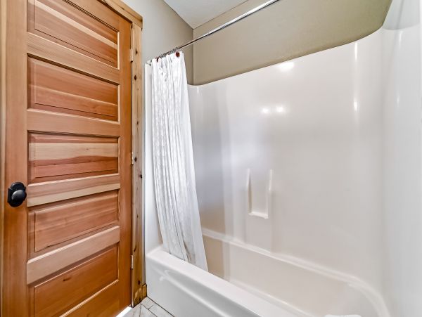 Mendocino Home 1027134
