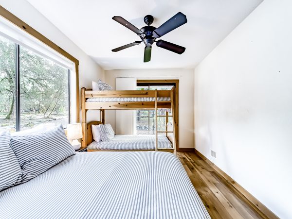 Mendocino Home 1027134