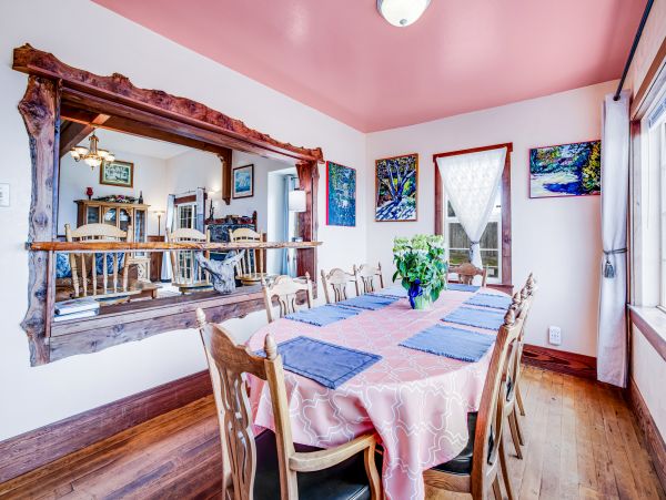 Mendocino Home 1027135