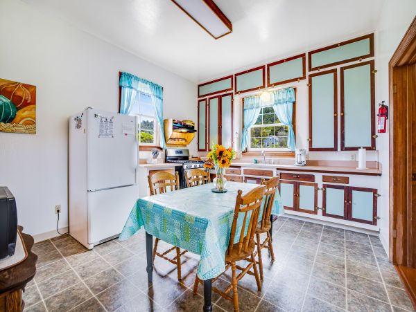 Mendocino Home 1027135