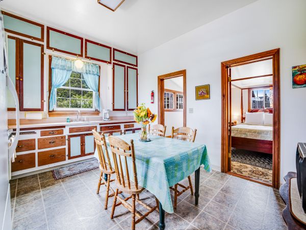 Mendocino Home 1027135