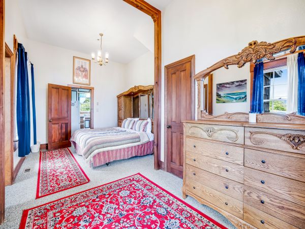 Mendocino Home 1027135