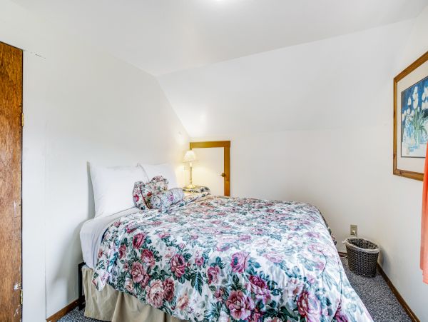 Mendocino Home 1027135