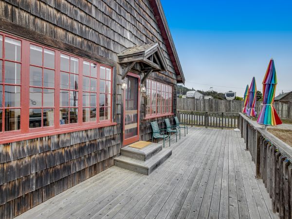 Mendocino Home 1027135