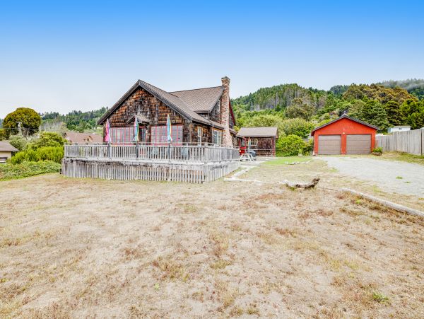 Mendocino Home 1027135