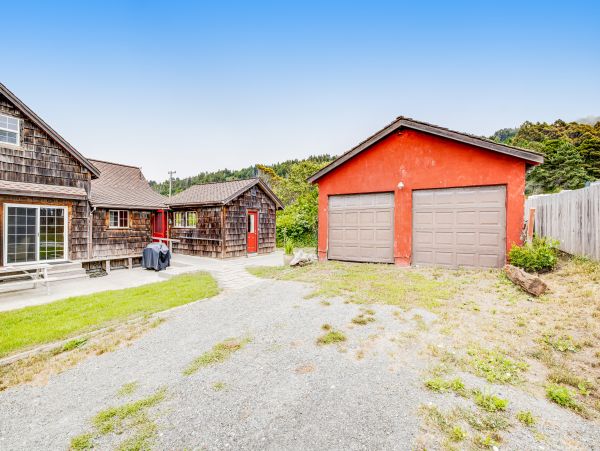 Mendocino Home 1027135