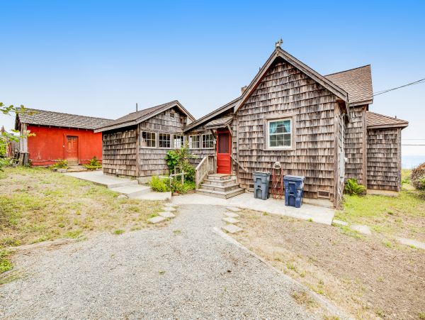Mendocino Home 1027135