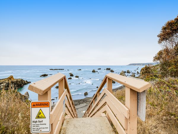 Mendocino Home 1027135