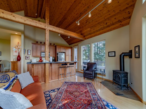 Mendocino Home 1027136