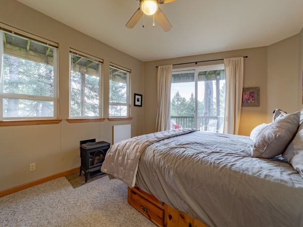 Mendocino Home 1027136