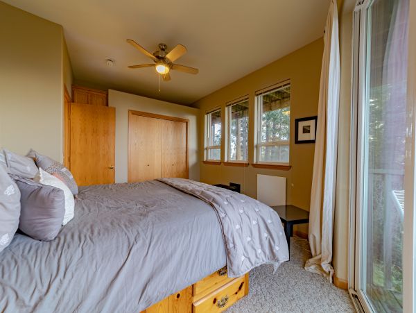 Mendocino Home 1027136