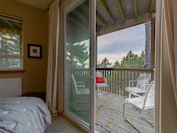 Mendocino Home 1027136