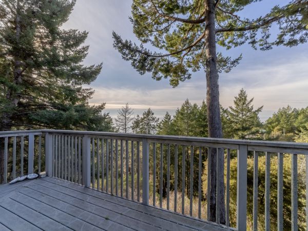 Mendocino Home 1027136