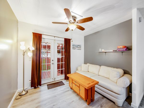 Mendocino Home 1027137