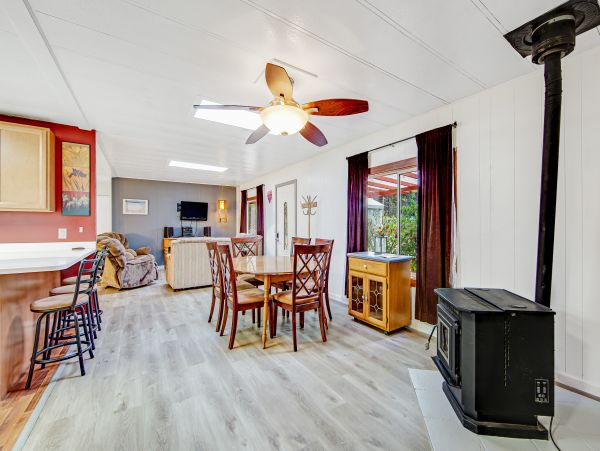 Mendocino Home 1027137