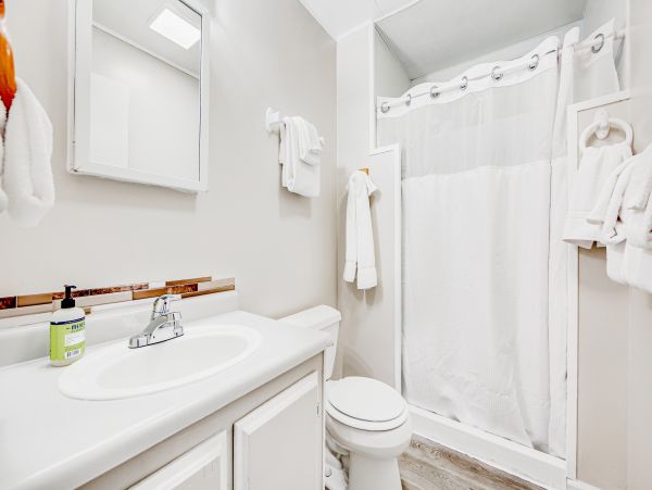 Mendocino Home 1027137