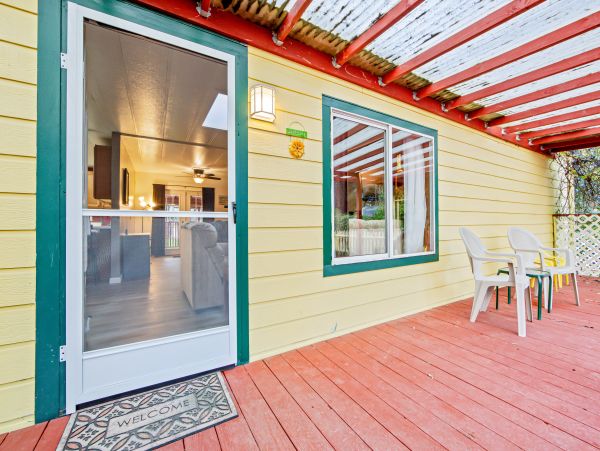 Mendocino Home 1027137
