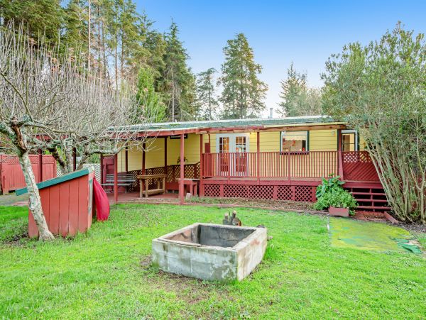 Mendocino Home 1027137