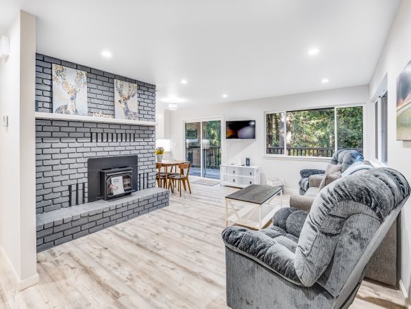 Mendocino Home 1027138