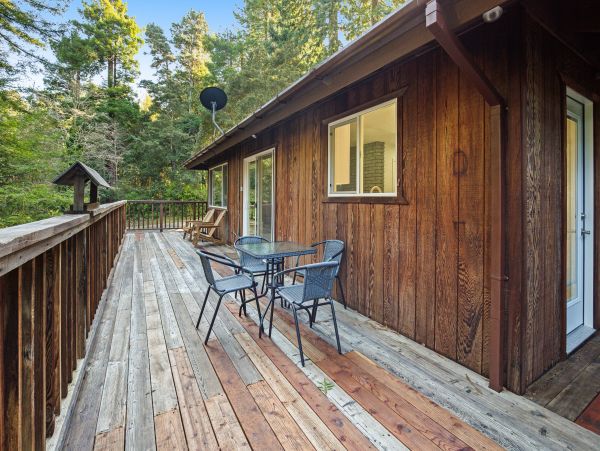 Mendocino Home 1027138