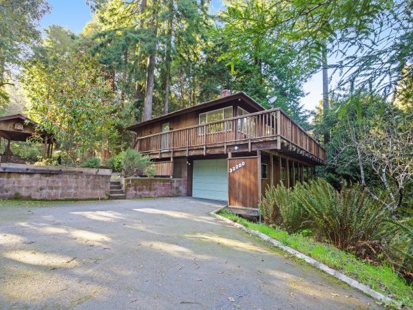 Mendocino Home 1027138