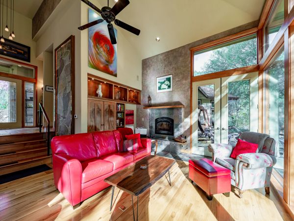 Mendocino Home 1027139