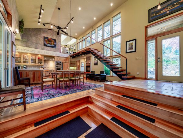 Mendocino Home 1027139
