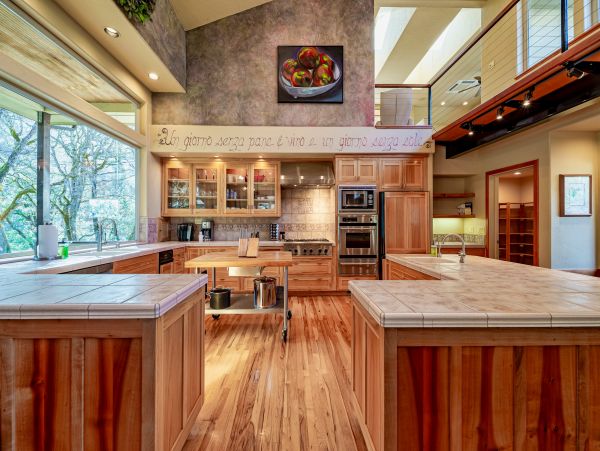 Mendocino Home 1027139