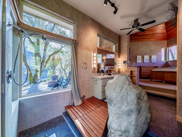 Mendocino Home 1027139