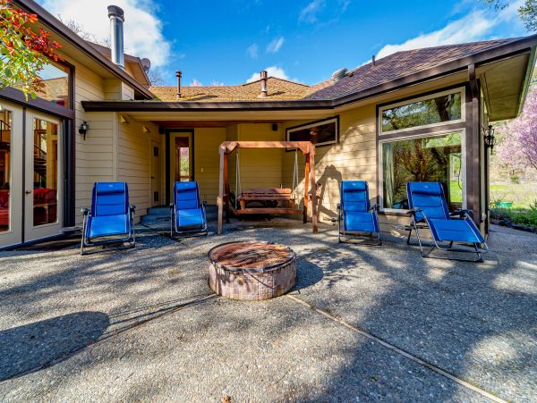 Mendocino Home 1027139