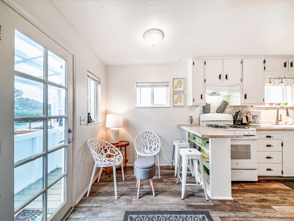 Mendocino Home 1027140