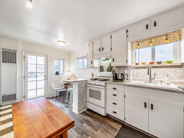 Mendocino Home 1027140