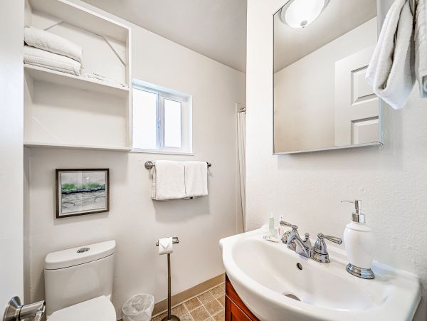 Mendocino Home 1027140