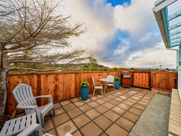 Mendocino Home 1027140