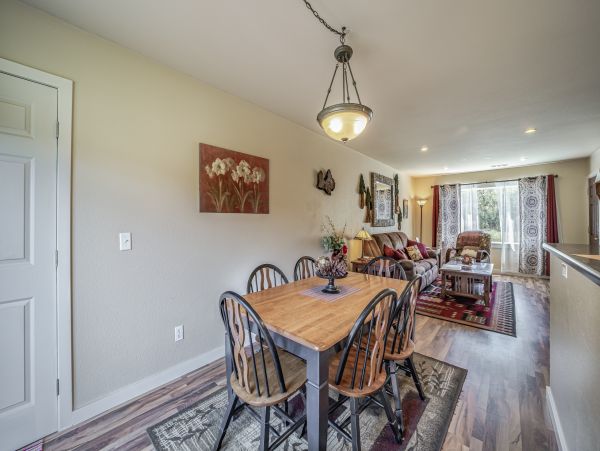 Mendocino Home 1027141