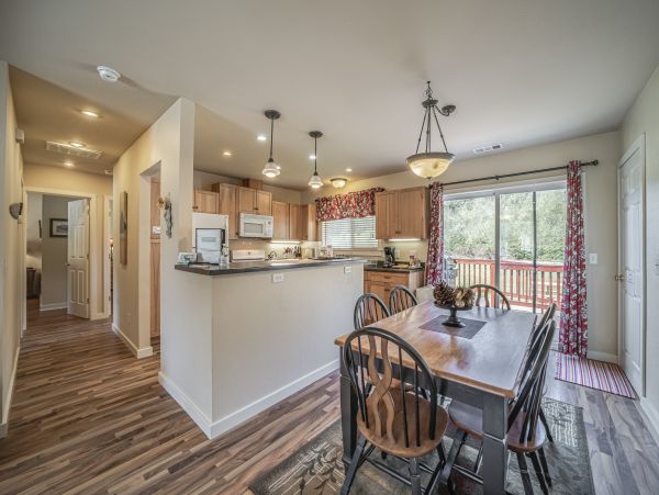Mendocino Home 1027141