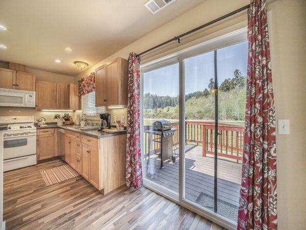 Mendocino Home 1027141