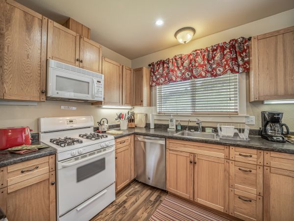 Mendocino Home 1027141
