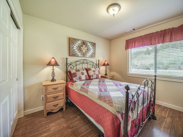Mendocino Home 1027141