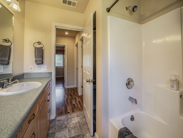 Mendocino Home 1027141