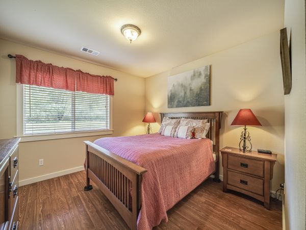 Mendocino Home 1027141