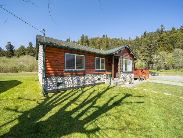 Mendocino Home 1027141