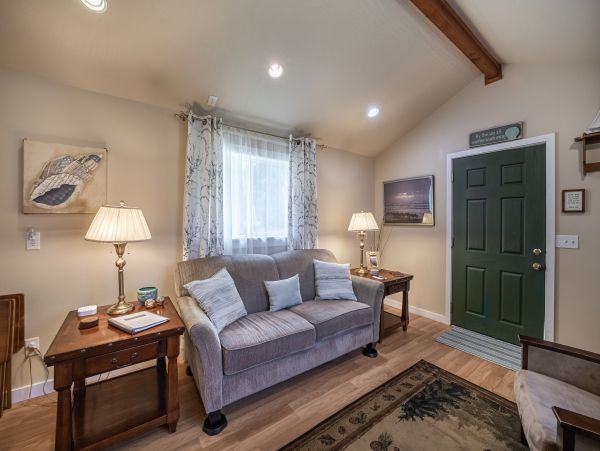 Mendocino Home 1027142