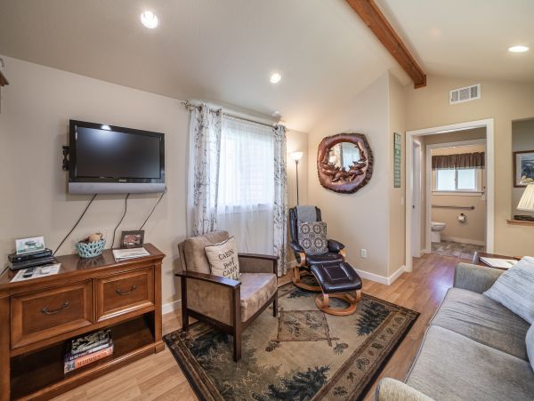 Mendocino Home 1027142