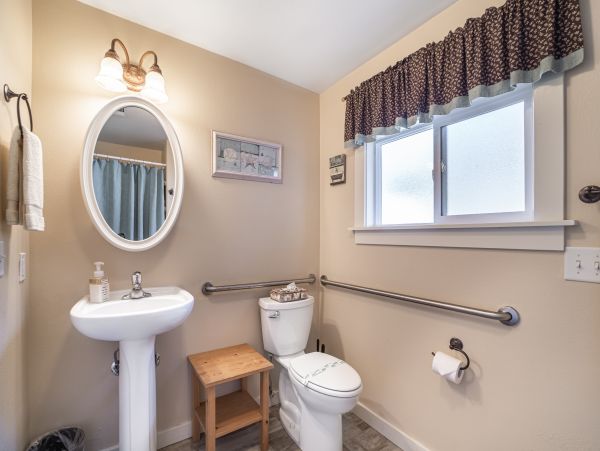 Mendocino Home 1027142
