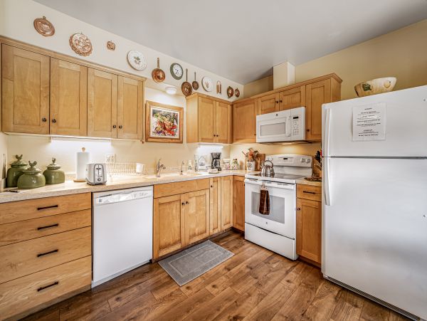 Mendocino Home 1027144