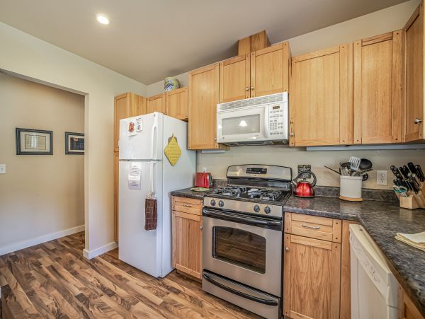 Mendocino Home 1027145
